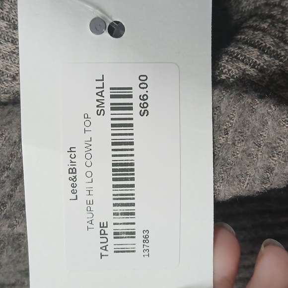 NWT Lee & Birch Taupe High Low Cowl Sweater Top Size Small - Picture 5 of 10